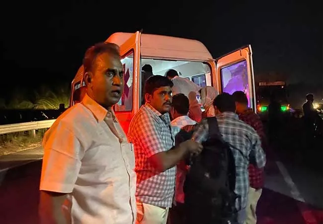 salem to attur by pass incident minister sp velumani help 